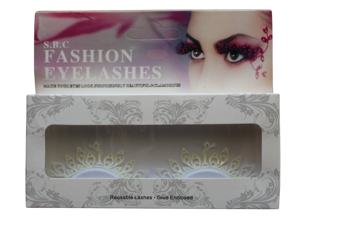 Glow In The Dark Eyelashes - Dramatic or Flashy